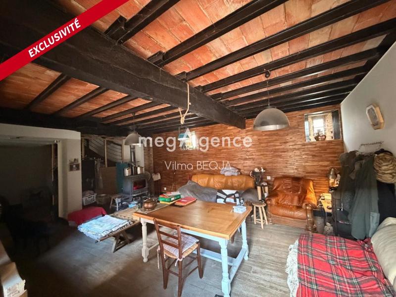 Maison - 280 m² - 8 pièces