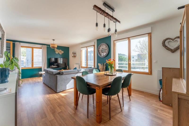 Appartement - 85 m² - 4 pièces