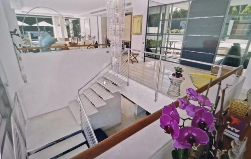 Villa - 510 m² - 8 pièces