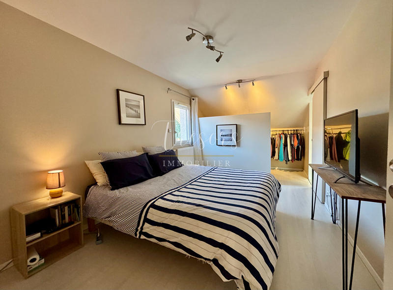 Maison - 190 m² - 6 pièces