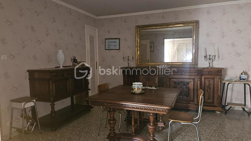 Villa - 237 m² - 7 pièces