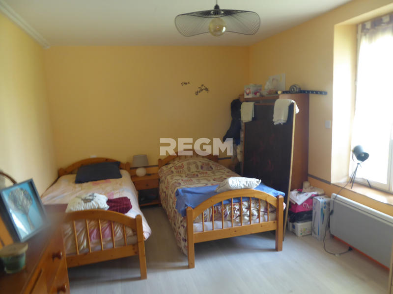 Appartement - 100 m² - 4 pièces