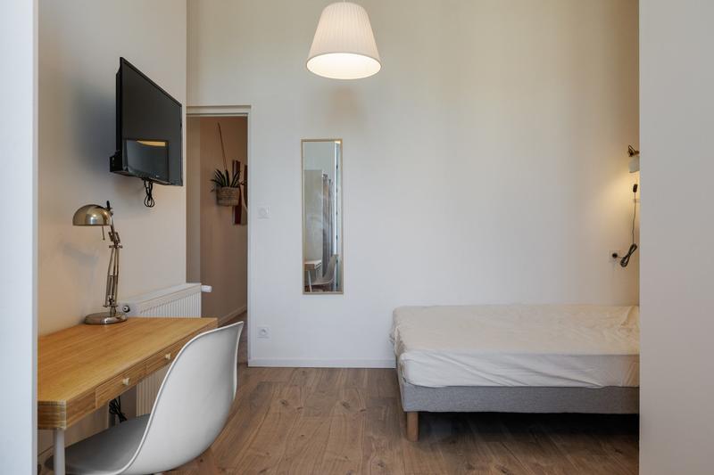 Maison - 350 m² - 15 pièces