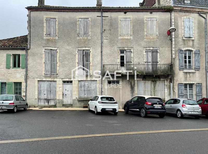 Maison de village - 284 m² - 7 pièces