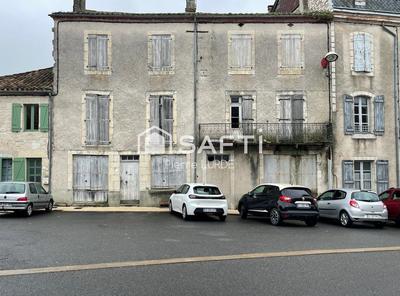 Maison de village - 284 m² - 7 pièces