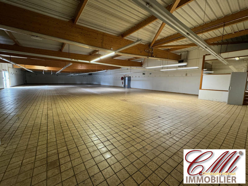 Local commercial - 800 m²