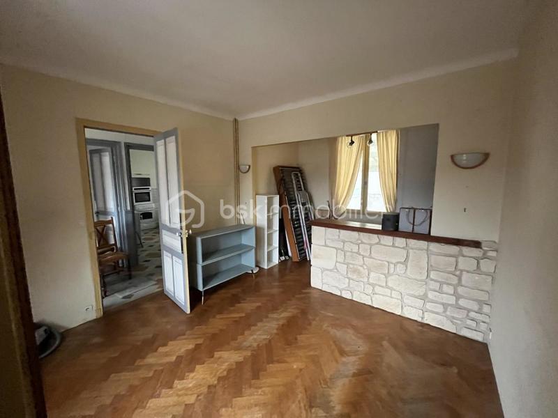 Maison - 215 m² - 5 pièces