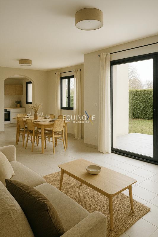 Maison - 99 m² - 5 pièces