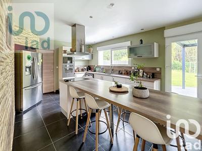 Maison - 190 m² - 7 pièces