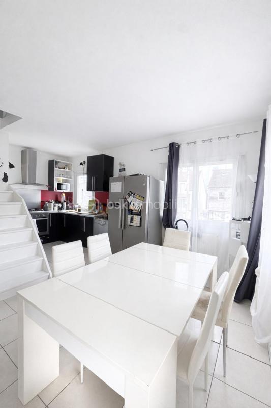 Pavillon - 110 m² - 5 pièces