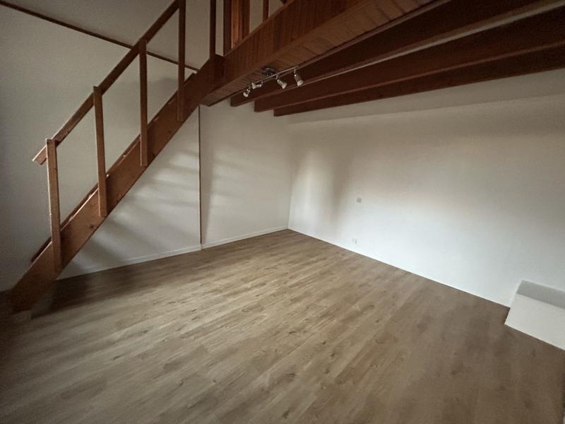 Maison - 90 m² - 6 pièces