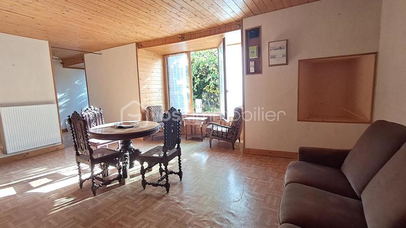 Corps de ferme - 190 m² - 8 pièces