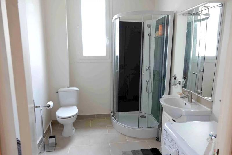 Maison - 235 m² - 11 pièces