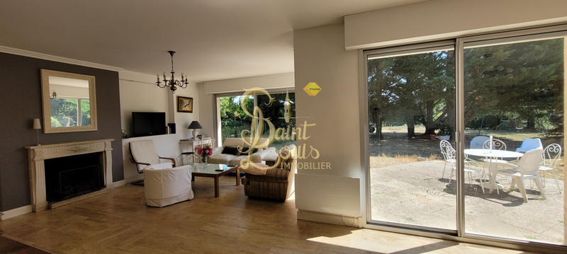 Maison - 180 m² - 7 pièces