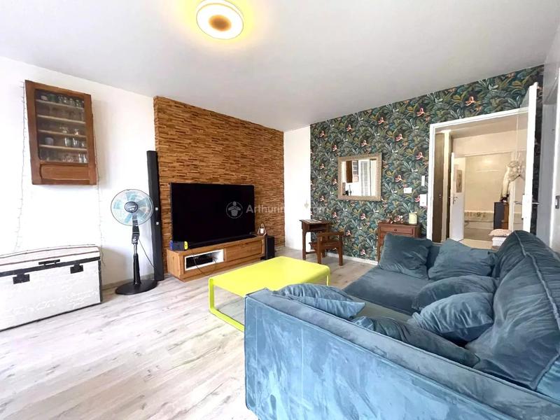 Appartement - 86 m² - 5 pièces
