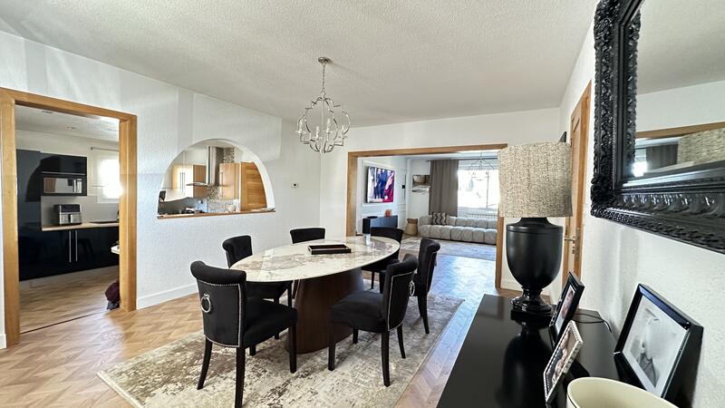 Maison - 130 m² - 5 pièces