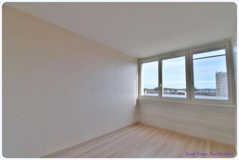 Appartement - 89 m² - 5 pièces