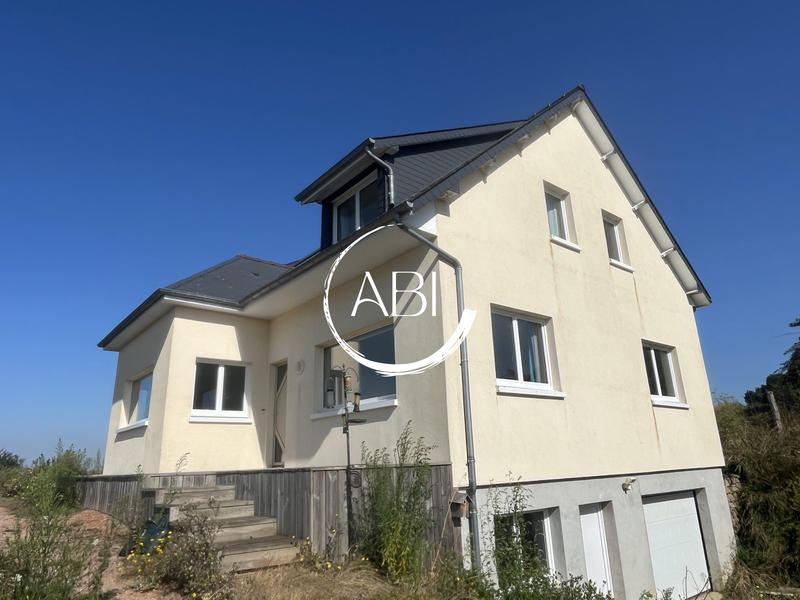 Maison - 212 m² - 7 pièces