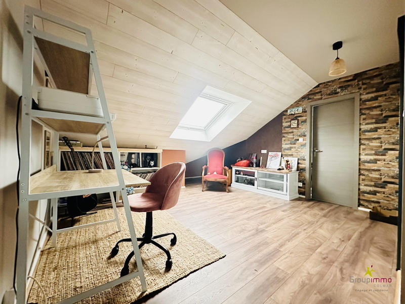 Maison - 198 m² - 7 pièces