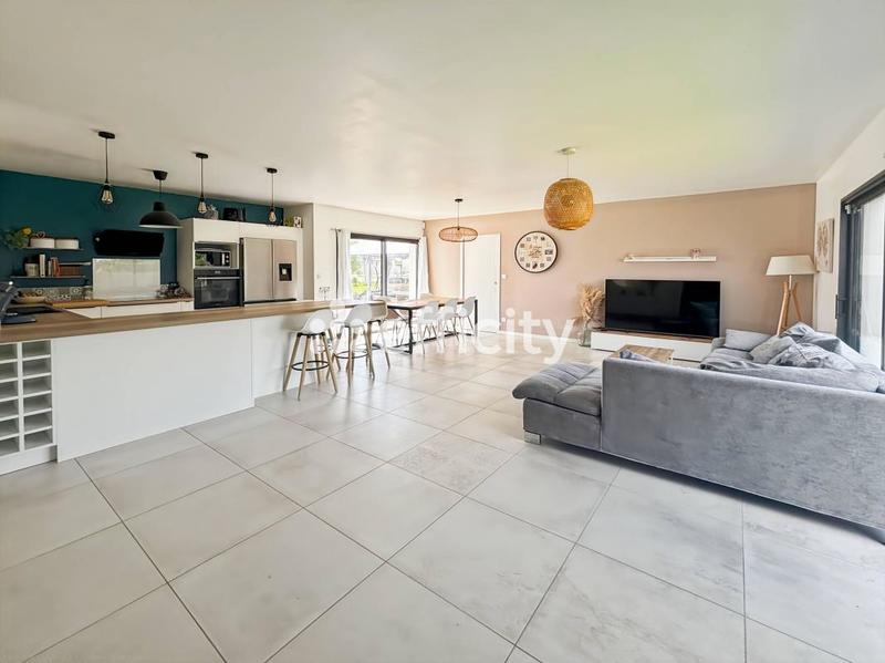 Maison - 130 m² - 5 pièces