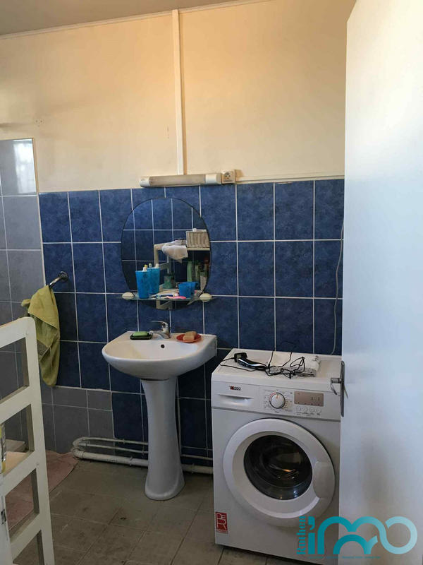 Maison - 200 m² - 8 pièces