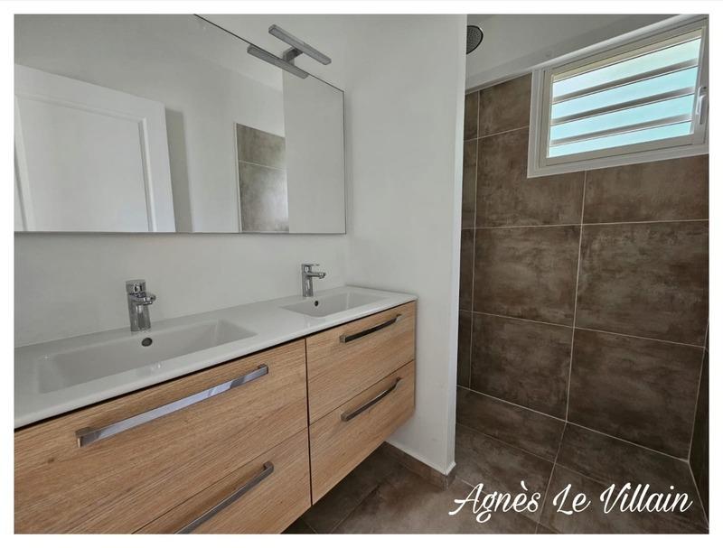 Maison - 79 m² - 4 pièces