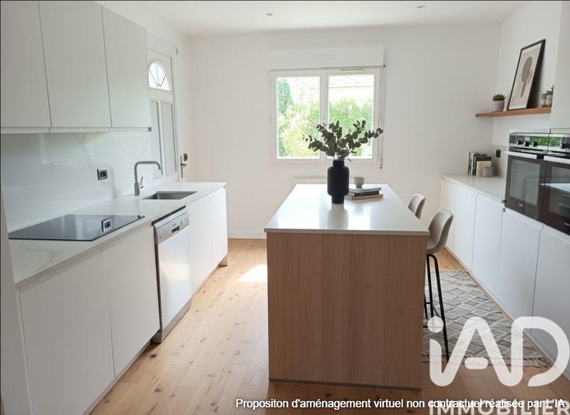 Maison - 190 m² - 8 pièces