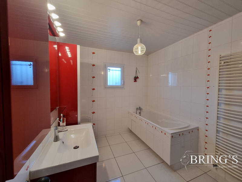 Maison - 126 m² - 5 pièces