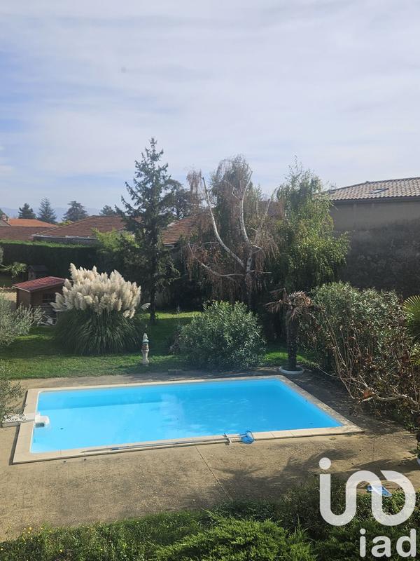 Maison - 165 m² - 9 pièces