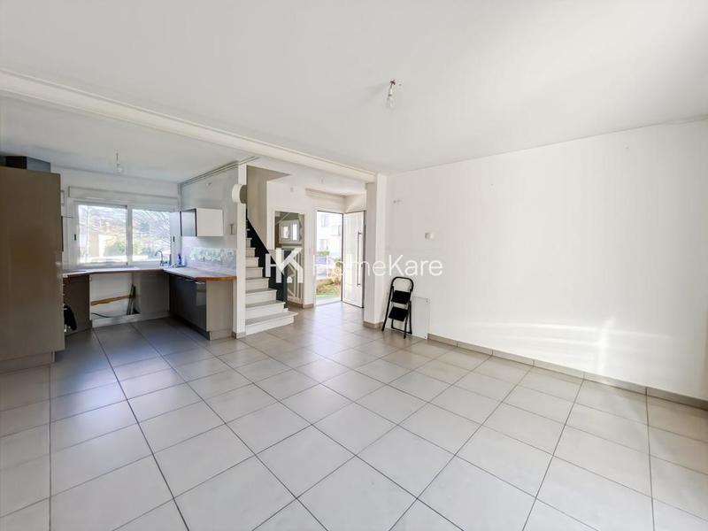 Maison - 85 m² - 4 pièces