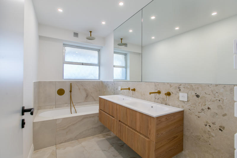 Appartement - 90 m² - 3 pièces