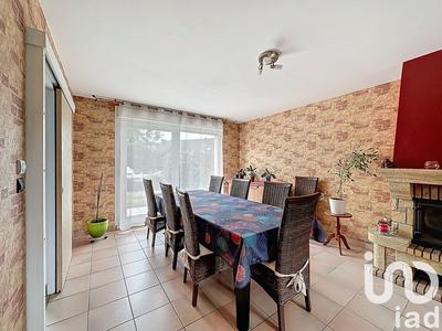 Maison - 98 m² - 4 pièces