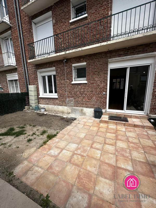 Maison - 220 m² - 9 pièces