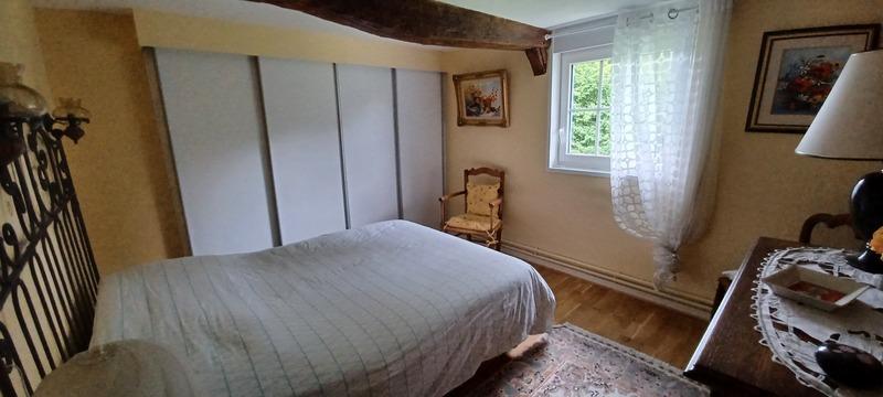 Maison - 242 m² - 7 pièces