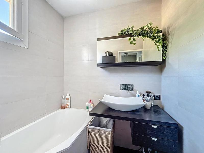 Maison jumelée - 63 m² - 3 pièces