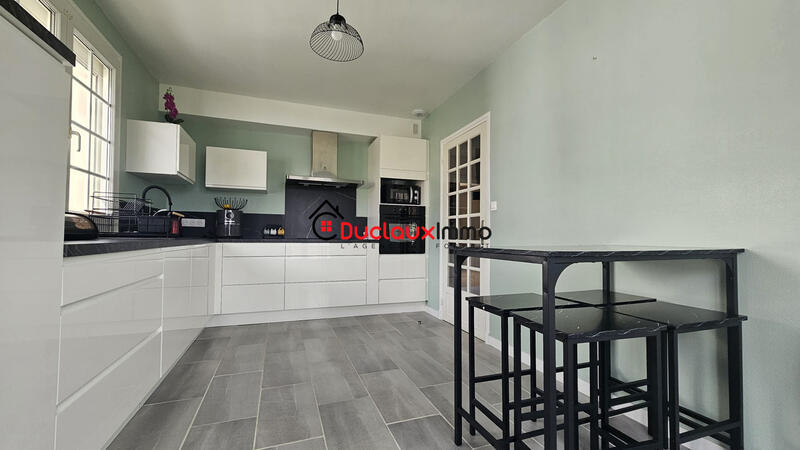 Maison - 128 m² - 6 pièces