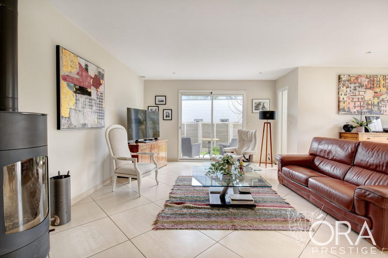 Maison - 171 m² - 8 pièces