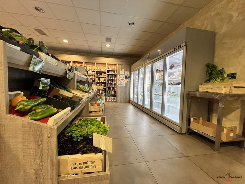 Fonds de commerce - 450 m²