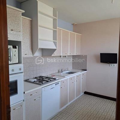 Maison traditionnelle - 96 m² - 4 pièces