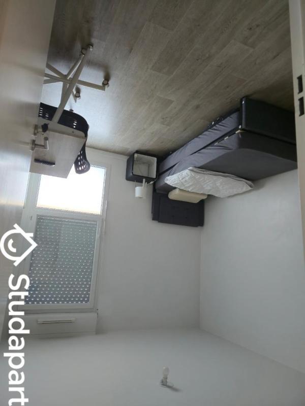 Chambre - 9 m² - 1 pièce