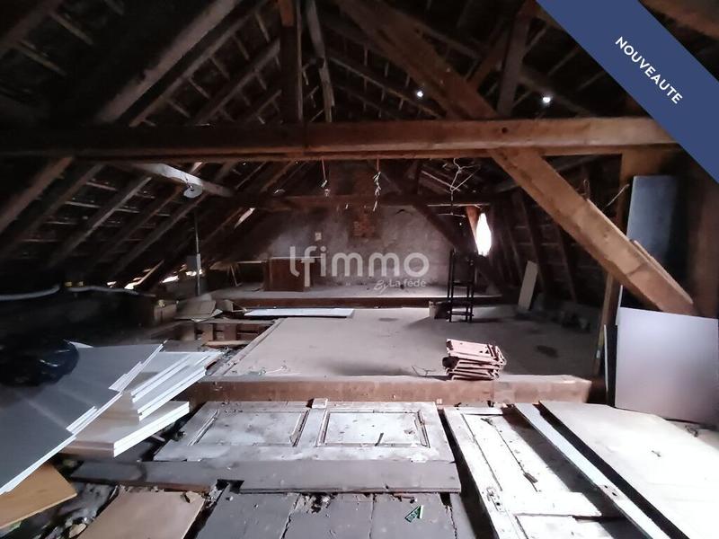 Immeuble - 241 m² - 11 pièces