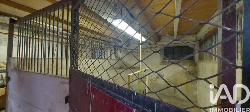 Maison - 392 m² - 15 pièces