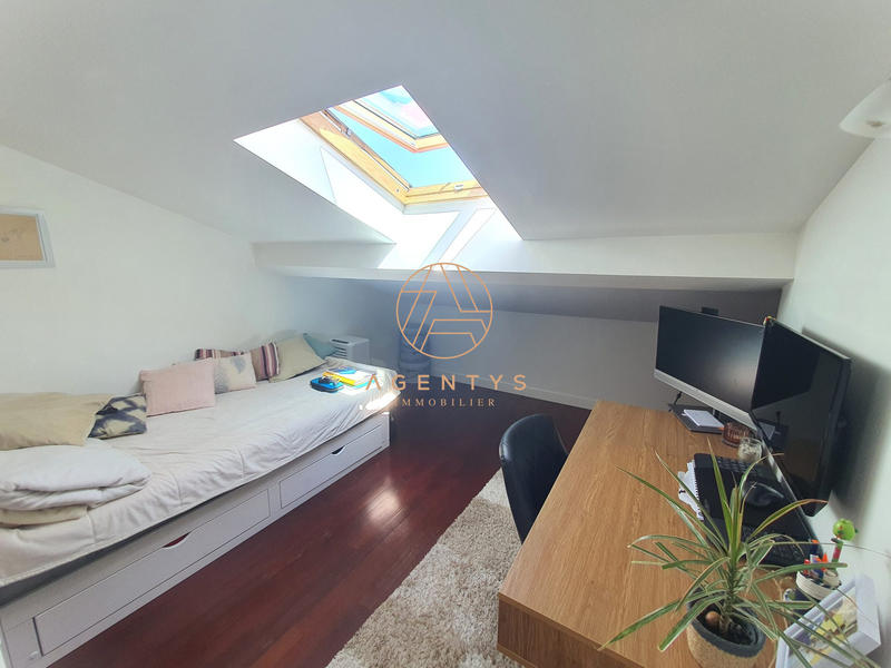 Maison - 123 m² - 6 pièces