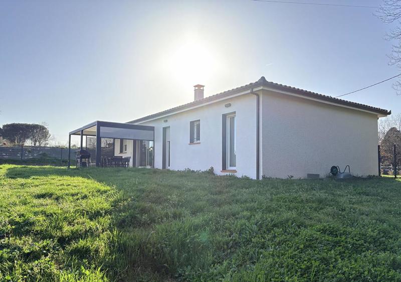 Maison - 97 m² - 4 pièces