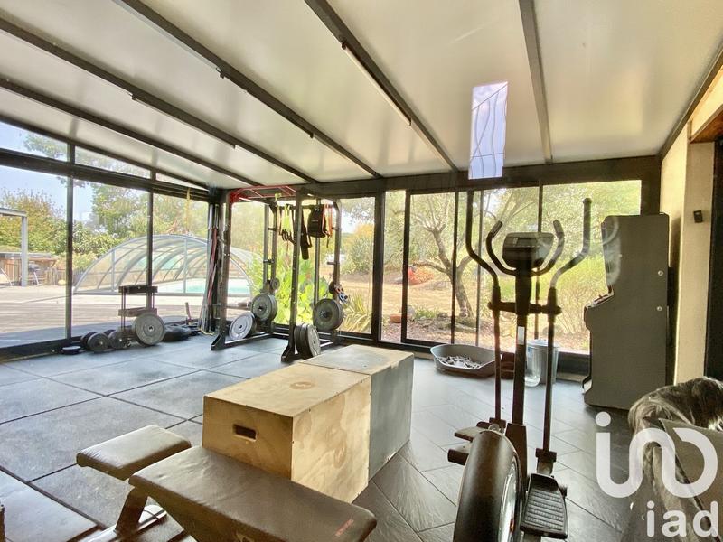 Maison - 244 m² - 9 pièces