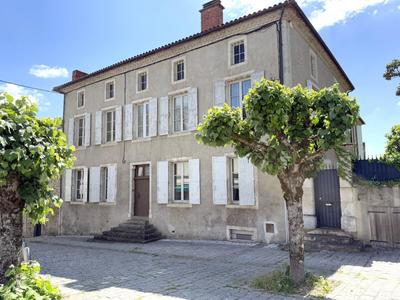 Maison de maîtres - 372 m² - 10 pièces