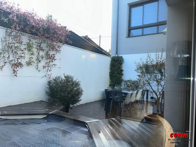 Maison contemporaine - 130 m² - 5 pièces