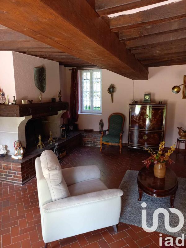 Maison - 212 m² - 7 pièces