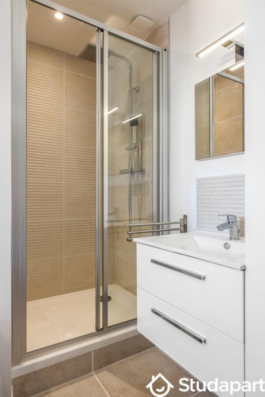 Chambre - 9 m² - 1 pièce