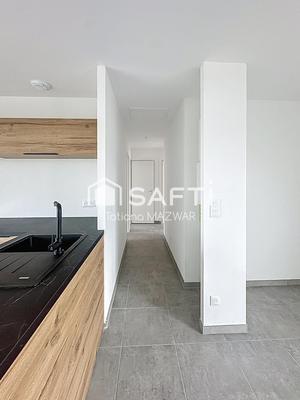 Maison - 85 m² - 5 pièces